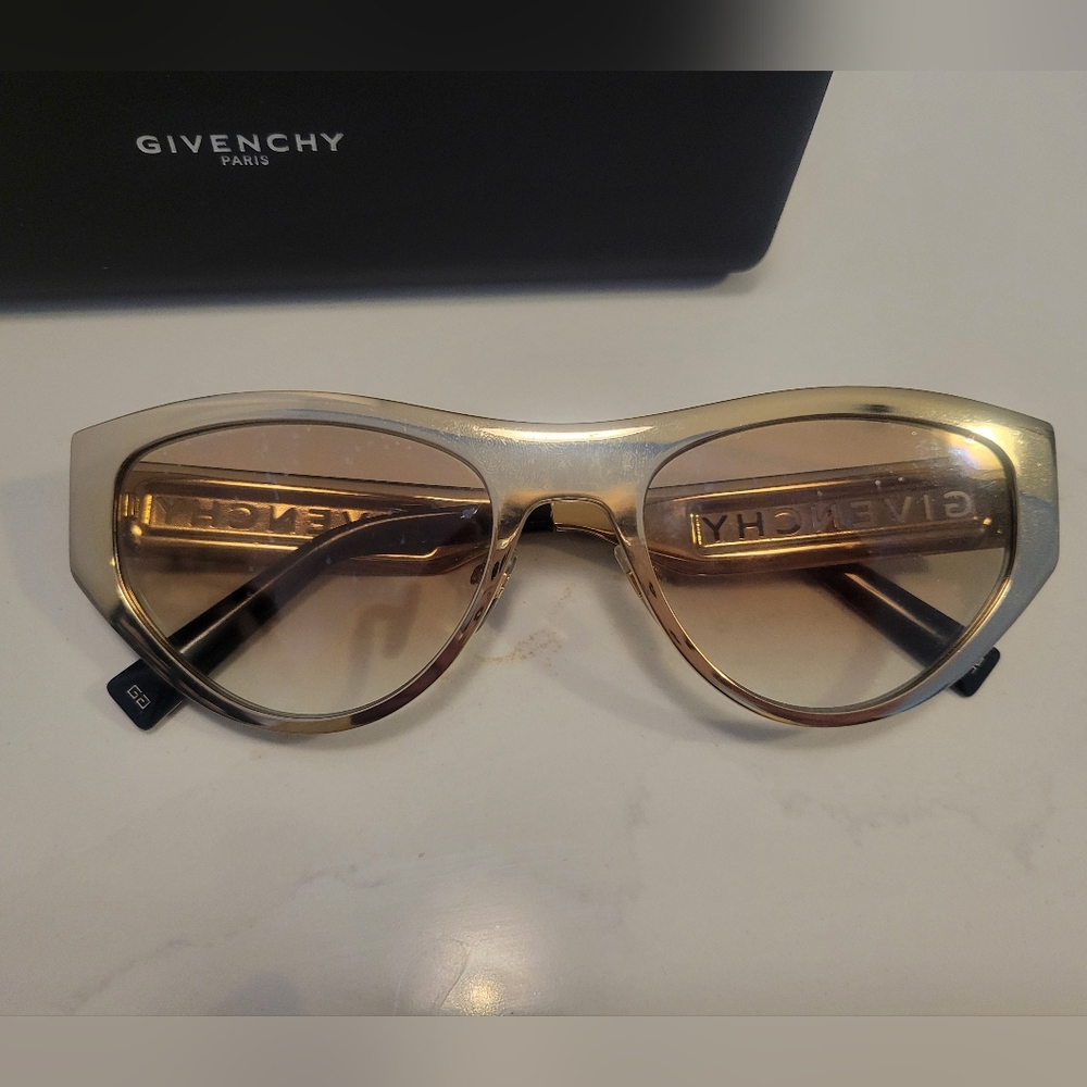 Givenchy Gold-Toned Women's Sunglasses Oval 7203 - Picture 2 of 4